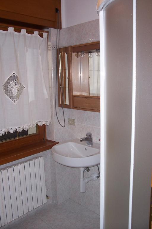 Fabbricato Indipendente Centro Daire Lozzo Cadore Oda fotoğraf